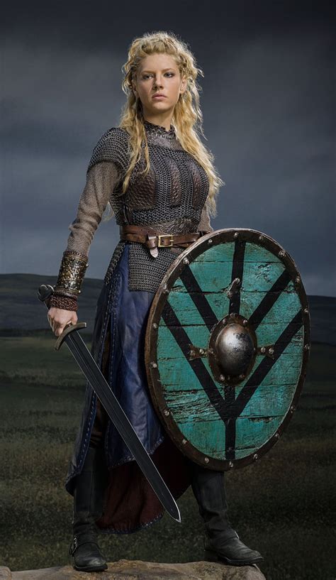 vikings femme lagertha|11 facts about Viking queen Lagertha 